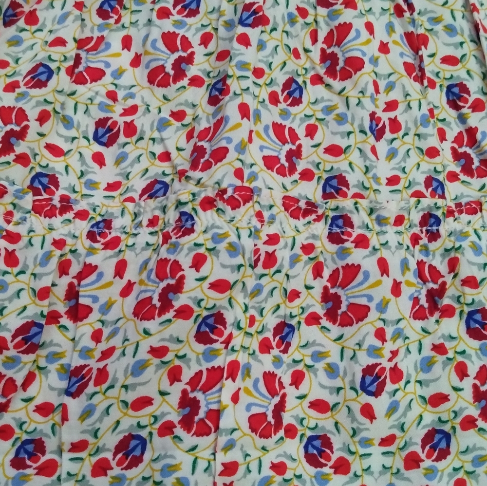 SOLD- NWT Max Studio Ladies Floral Skirt Large - Picture 2 of 13